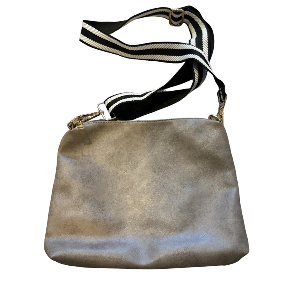 Jen & Co vegan leather crossbody purse